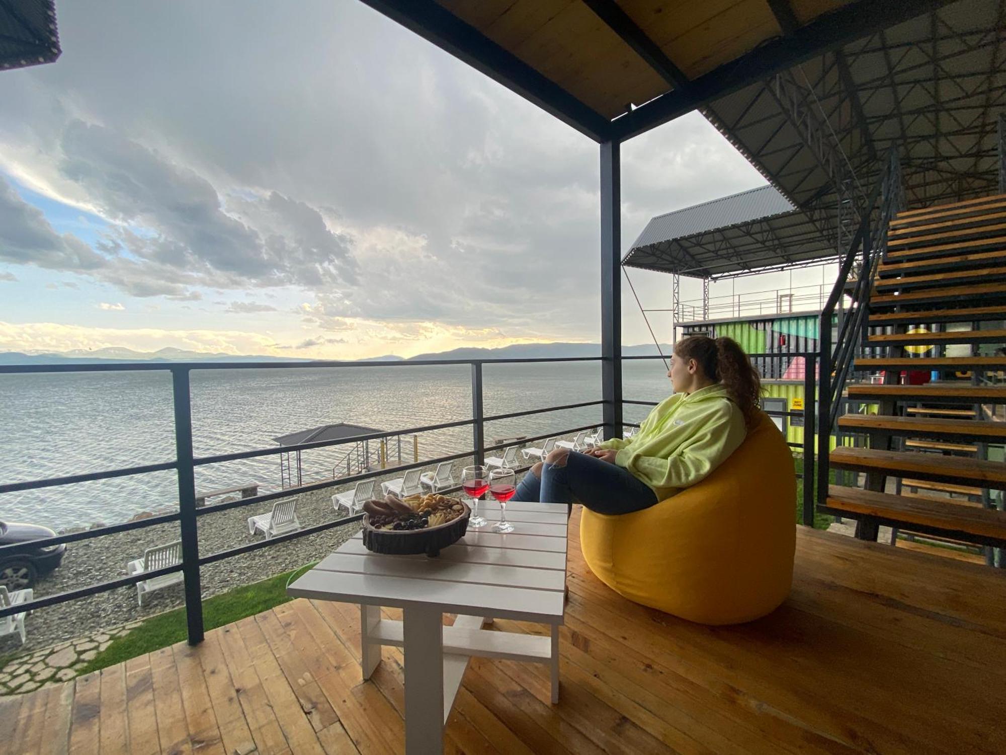 Altitude 1900 Dive Resort - Sevan Lake Chambarak Экстерьер фото