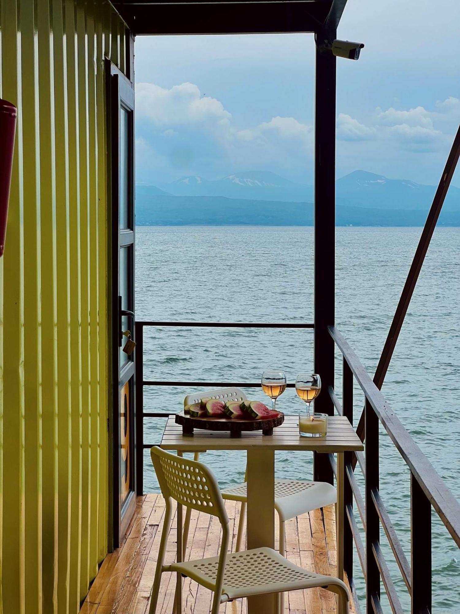 Altitude 1900 Dive Resort - Sevan Lake Chambarak Экстерьер фото